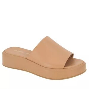 BCBGENERATION Women's Farah Tan Slip-on Flatform Sandal Size 9.5